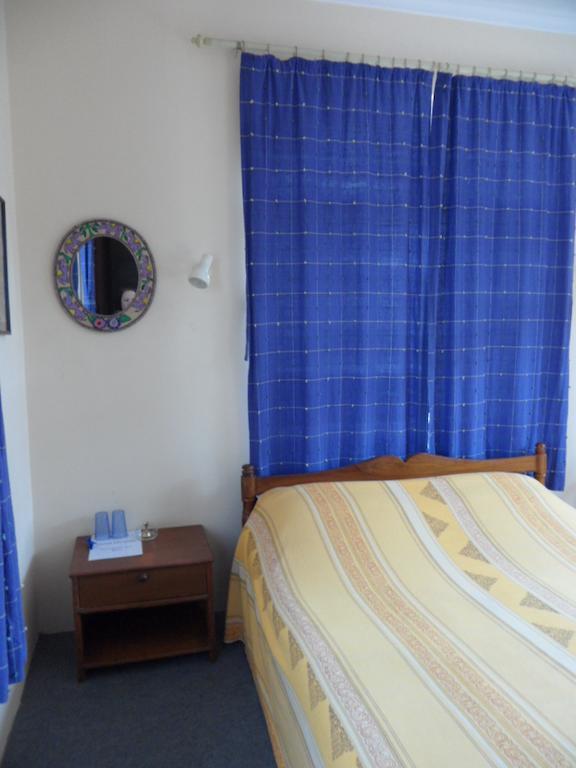Hotel Nirvana Pokhara Habitación foto